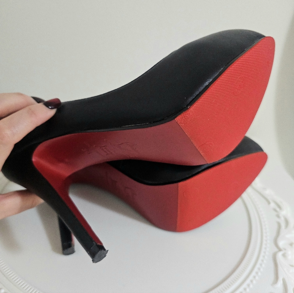 Christian Louboutin Rolando Platform Pumps Size 36